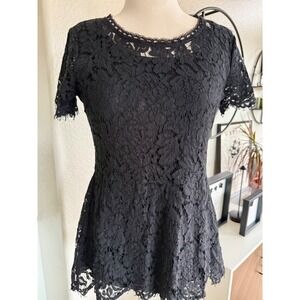 Isaac Mizrahi Live Women's S Black Lace Top Short Sleeve Scallop Hem Romantic‎